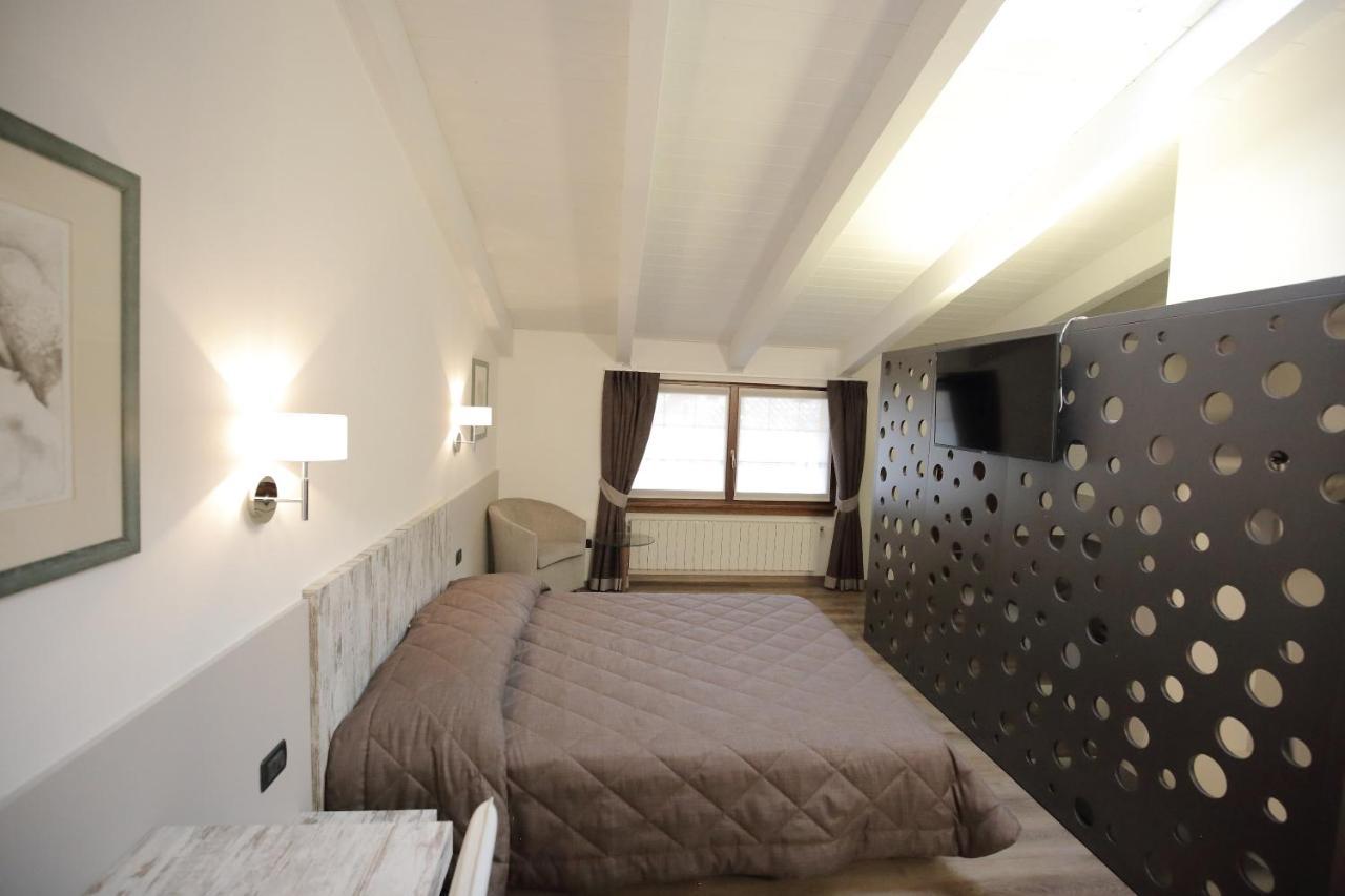 Albergo Antica Locanda Клузоне Екстериор снимка