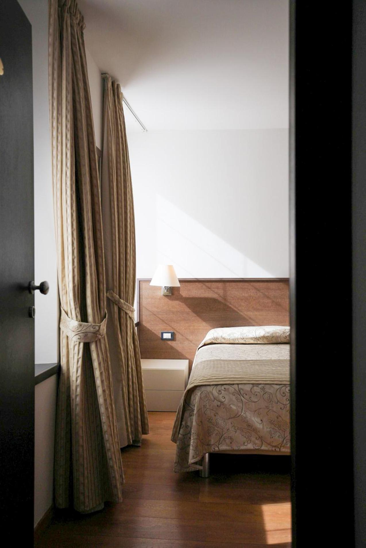 Albergo Antica Locanda Клузоне Екстериор снимка