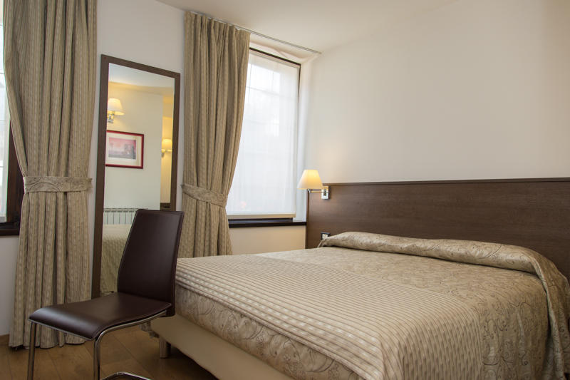 Albergo Antica Locanda Клузоне Екстериор снимка